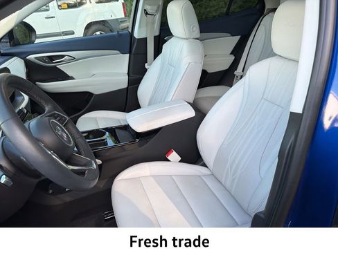 Used 2024 Buick Envision Avenir image 11