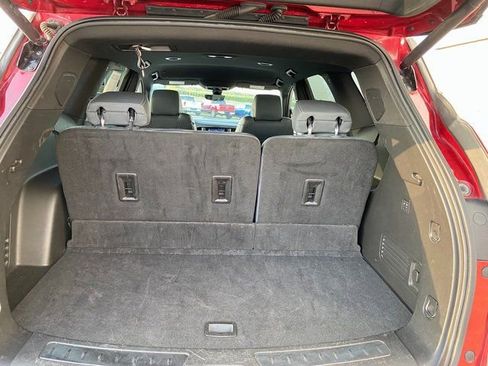 Used 2024 Buick Enclave Premium image 6