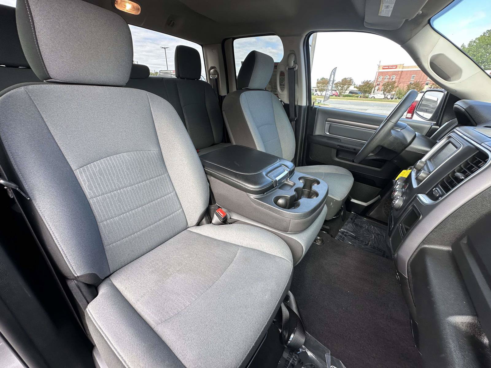 Used 2024 RAM 1500 Classic SLT AWD/4WD image 26