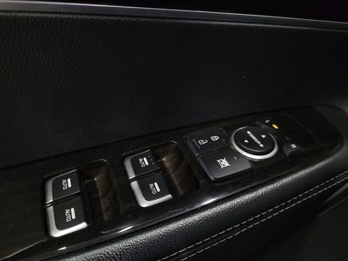 Used 2019 Kia Sorento AWD image 27