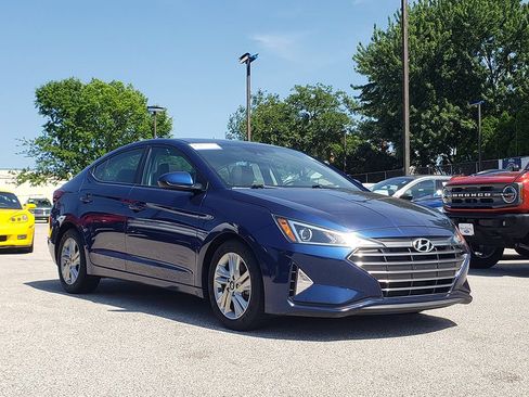Used 2020 Hyundai Elantra Value Edition w/ Cargo Package (C1) FWD image 3