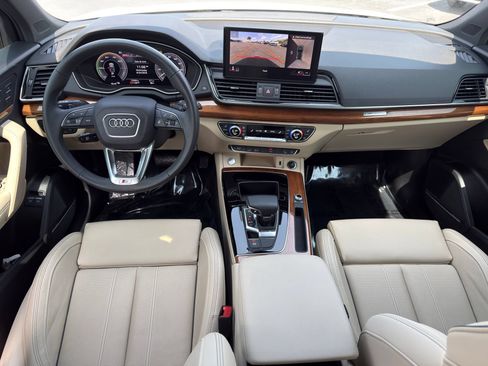 Used 2024 Audi Q5 e Premium Plus w/ Premium Plus Package AWD/4WD image 27