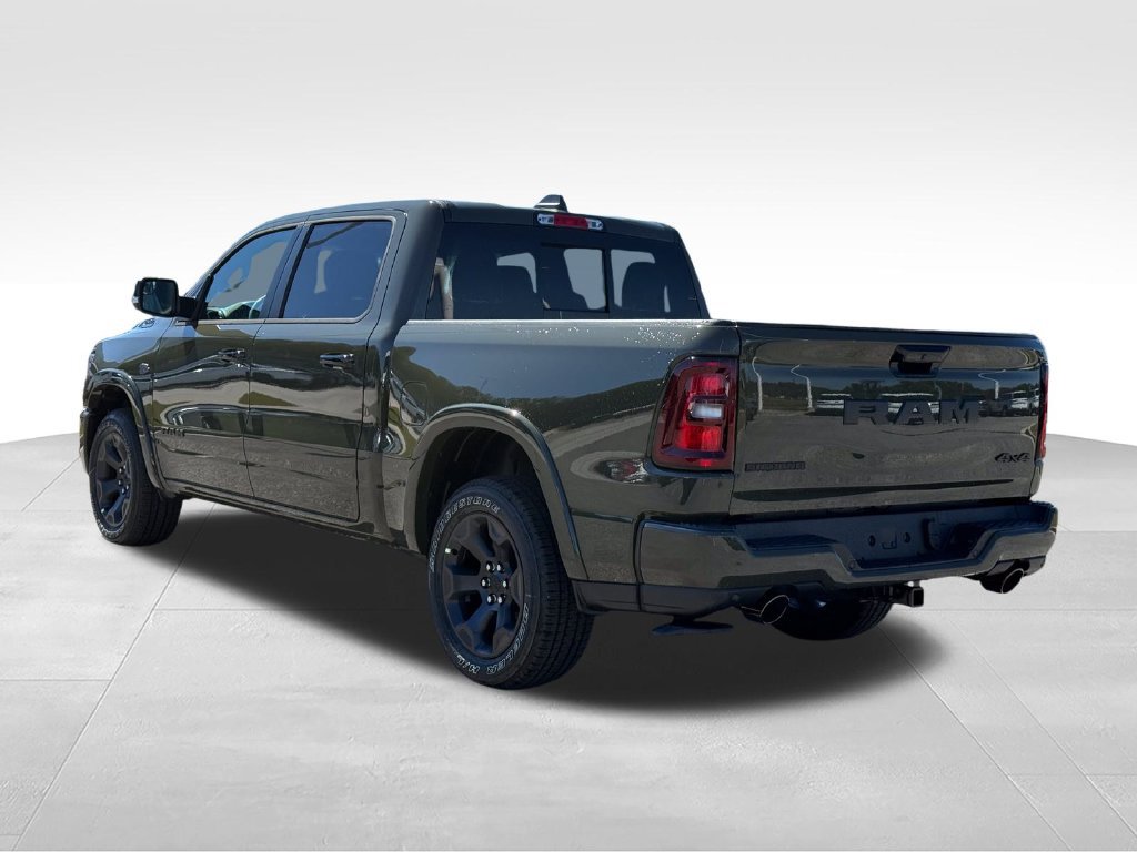 New 2027 RAM 1500 4x4 Crew Cab image 3