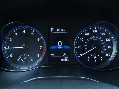 Used 2023 Hyundai Kona SE image 31