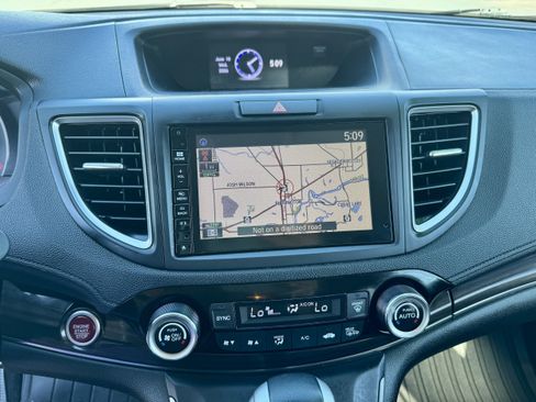 Used 2015 Honda CR-V Touring image 17