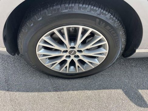 Used 2024 Genesis GV80 2.5T image 14