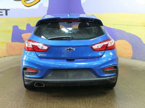 Used 2018 Chevrolet Cruze LT w/ RS Package FWD image 3