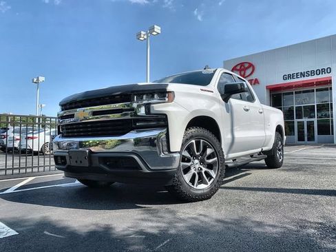 Used 2019 Chevrolet Silverado 1500 LT w/ All-Star Edition AWD/4WD image 4