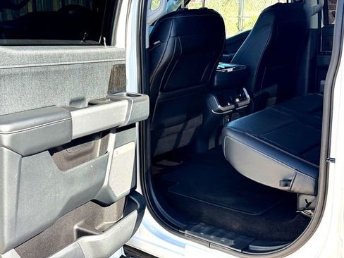 Used 2022 Ford F150 Lariat w/ Equipment Group 501A Mid image 22