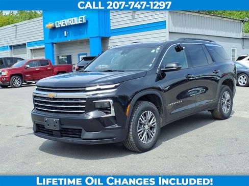 Used 2025 Chevrolet Traverse LT AWD/4WD image 1