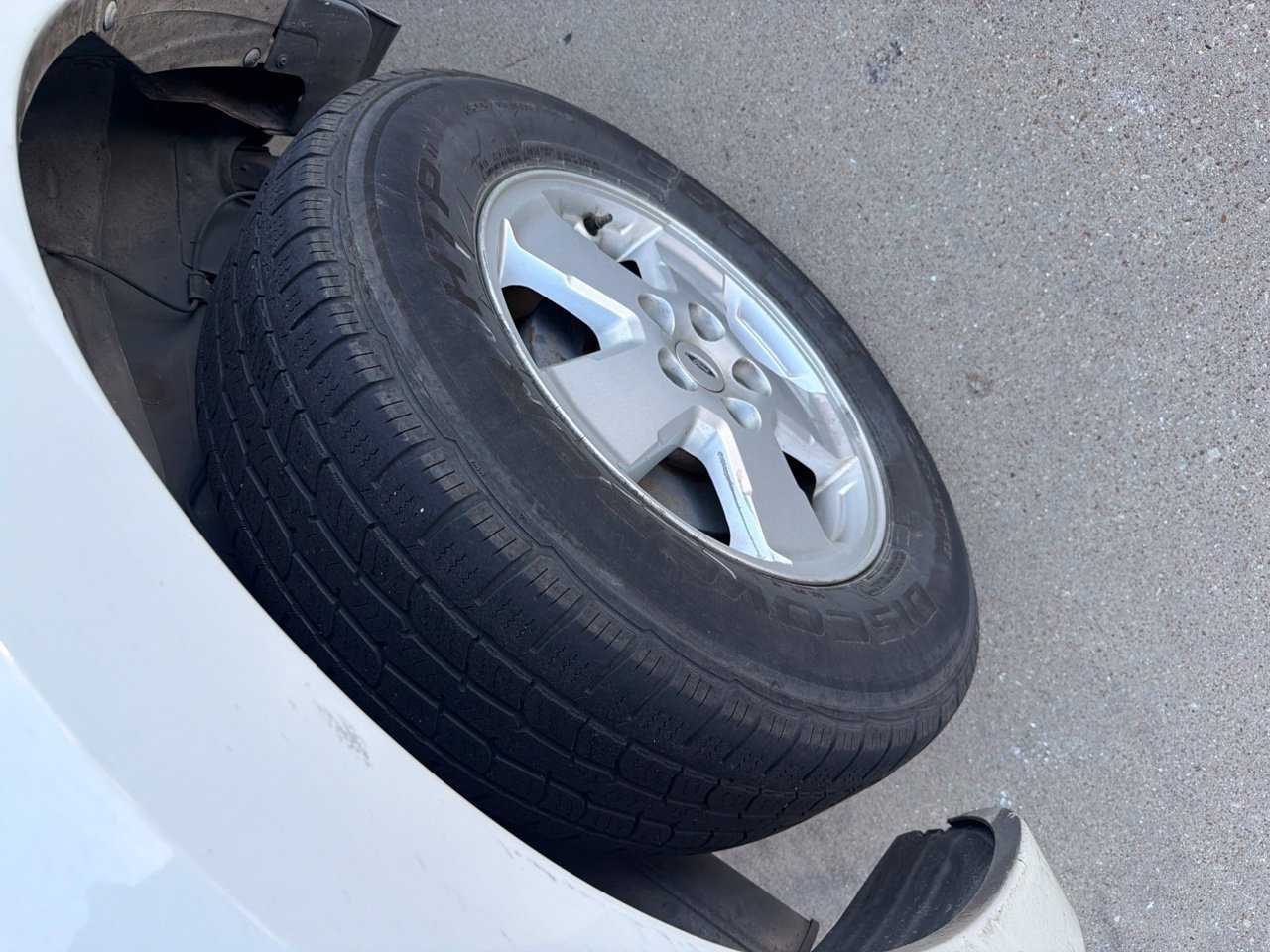 Used 2012 Ford Escape XLS FWD image 5