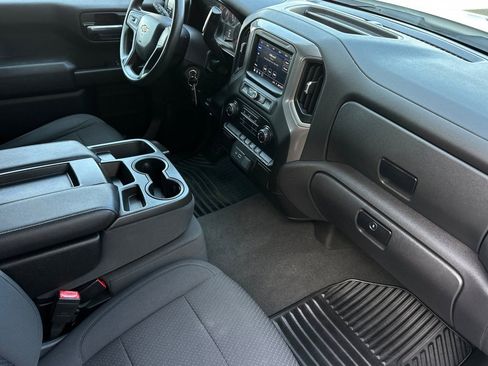 Used 2021 Chevrolet Silverado 1500 Custom image 13
