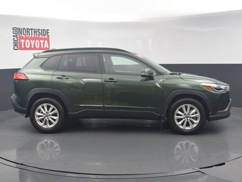 Used 2023 Toyota Corolla Cross LE FWD image 5
