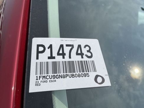 Certified 2023 Ford Escape Active AWD/4WD image 23