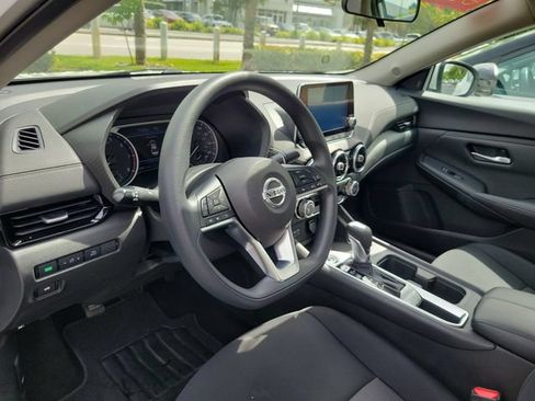 Used 2023 Nissan Sentra SV FWD image 28