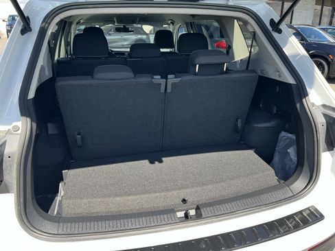 Certified 2023 Volkswagen Tiguan S FWD image 23