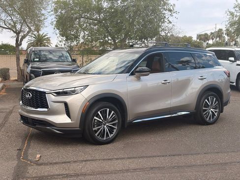 Certified 2023 INFINITI QX60 Autograph w/ Cargo Package AWD/4WD image 2