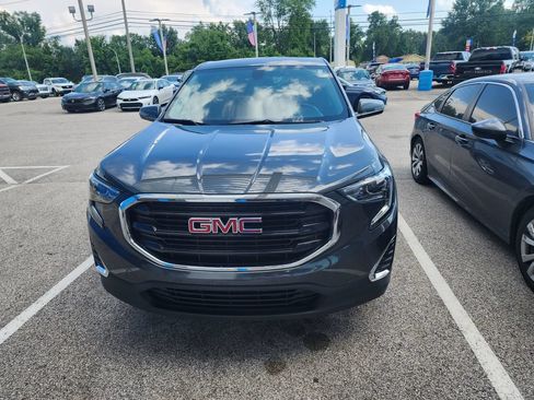 Used 2019 GMC Terrain SLE FWD image 4