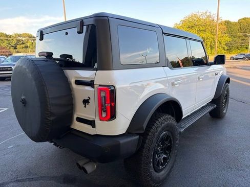 Used 2022 Ford Bronco Outer Banks w/ Sasquatch Package AWD/4WD image 5