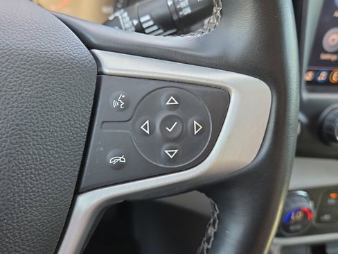 Used 2023 GMC Terrain SLT FWD image 20