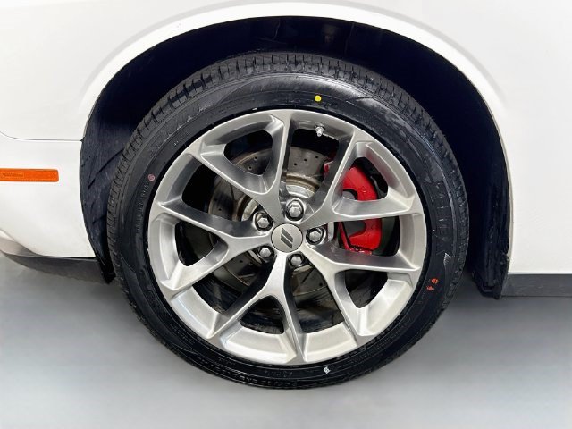 Used 2022 Dodge Challenger SXT w/ Plus Package RWD image 35