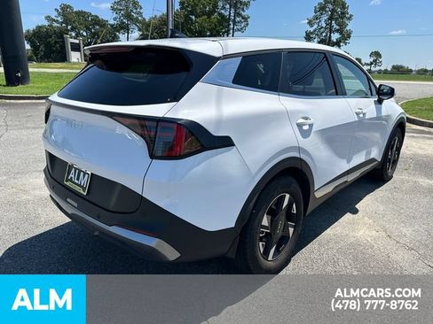 Used 2026 Kia Sportage LX FWD image 5