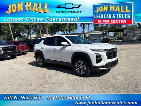 Used 2026 Chevrolet Equinox LT w/ Safety and Technology Package FWD image 16