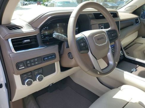 Certified 2023 GMC Yukon XL Denali image 17
