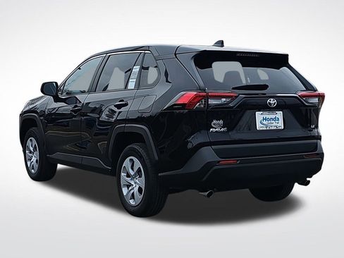 Used 2024 Toyota RAV4 LE image 8