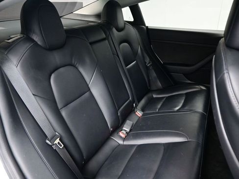 Used 2022 Tesla Model 3 Long Range image 28