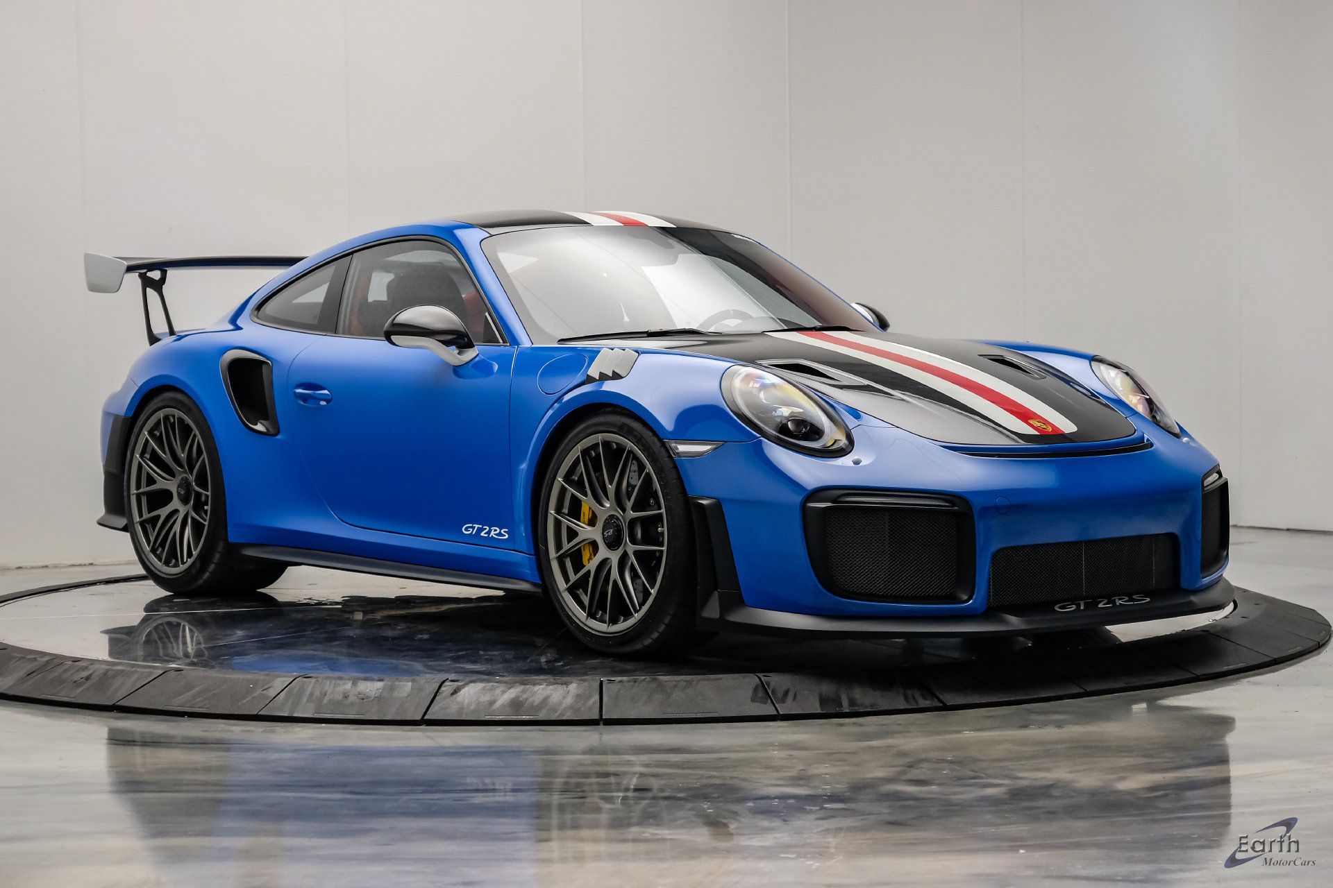 Used 2019 Porsche 911 GT2 RS RWD image 29