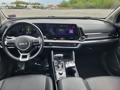 Used 2023 Kia Sportage EX AWD/4WD image 18