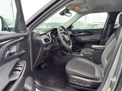 Used 2023 Chevrolet TrailBlazer LT w/ Convenience Package image 10