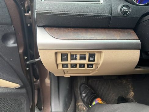 Used 2019 Subaru Outback 2.5i Limited image 3