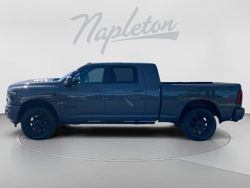 Used 2026 RAM 3500 Laramie AWD/4WD image 2