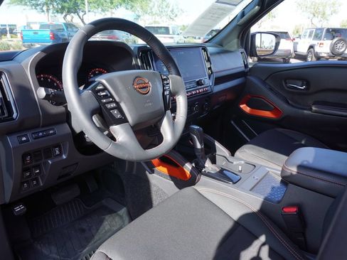 Certified 2025 Nissan Frontier PRO-4X w/ Pro Convenience Package AWD/4WD image 17
