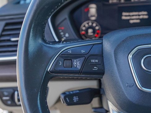 Used 2018 Audi Q5 2.0T Premium Plus w/ Premium Plus Package image 12