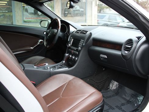 Used 2008 Mercedes-Benz SLK 280 image 7