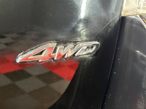 Used 2013 Toyota Highlander Limited image 31