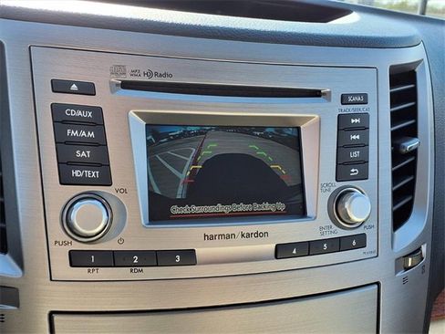 Used 2014 Subaru Outback 2.5i Limited image 17