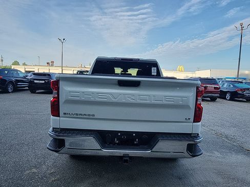 Used 2023 Chevrolet Silverado 1500 LT AWD/4WD image 4