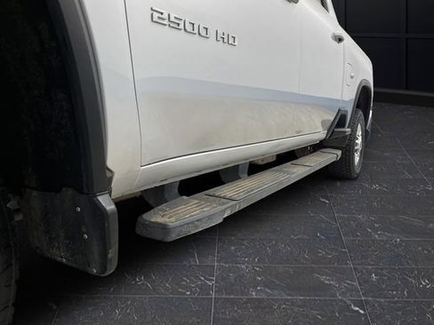 Used 2022 Chevrolet Silverado 2500 LT w/ Convenience Package image 35