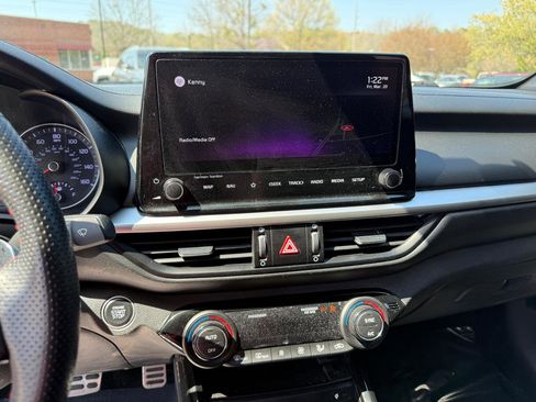 Used 2022 Kia Forte GT w/ GT2 Package image 17