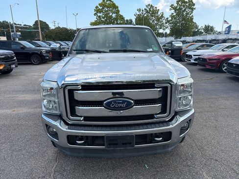 Used 2016 Ford F250 Lariat w/ Lariat Ultimate Package AWD/4WD image 2