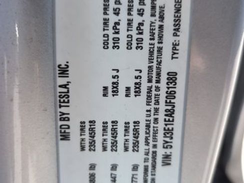 Used 2018 Tesla Model 3 Long Range RWD image 29
