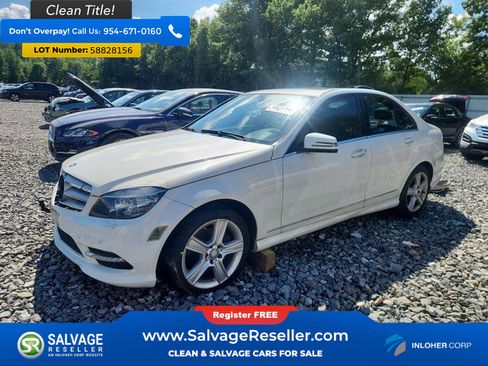 Used 2011 Mercedes-Benz C 300 4MATIC Sedan image 1