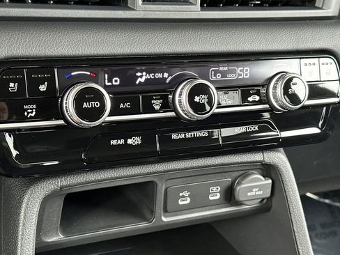 New 2026 Honda Pilot Elite image 26