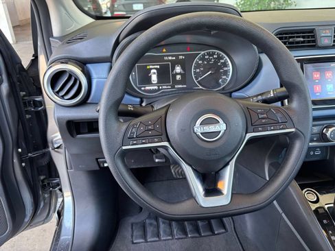 Used 2025 Nissan Versa SV FWD image 28