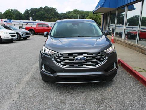 Used 2021 Ford Edge Titanium w/ Cargo Accessory Package FWD image 2