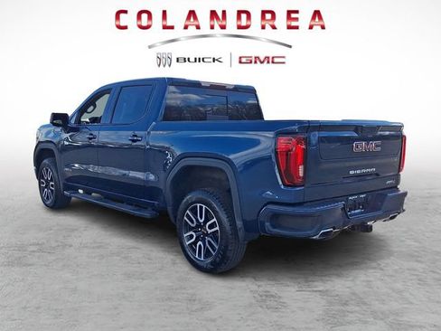 Used 2020 GMC Sierra 1500 AT4 w/ AT4 Premium Package AWD/4WD image 4